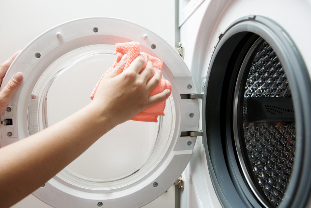 Hạn chế vi khuẩn trú ngụ trong máy giặt